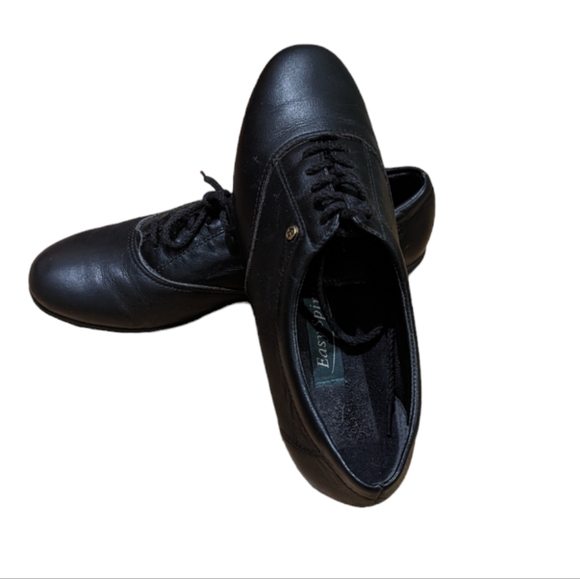 Easy Spirit Shoes - Picture 3 of 7